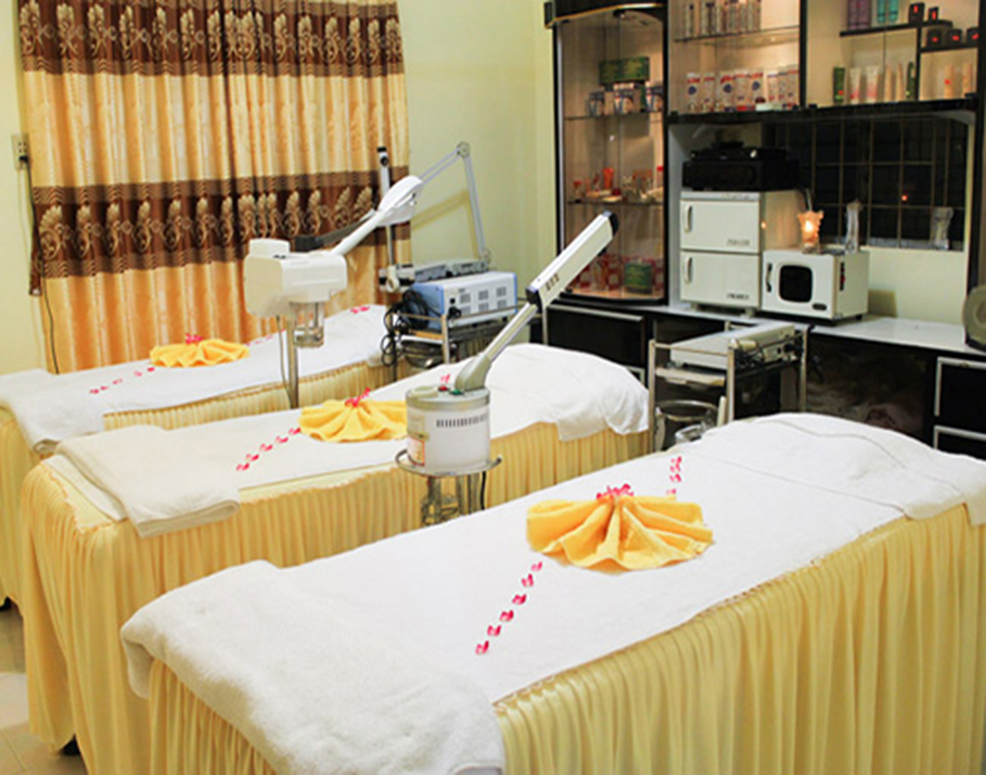drap giường màu vàng cho spa